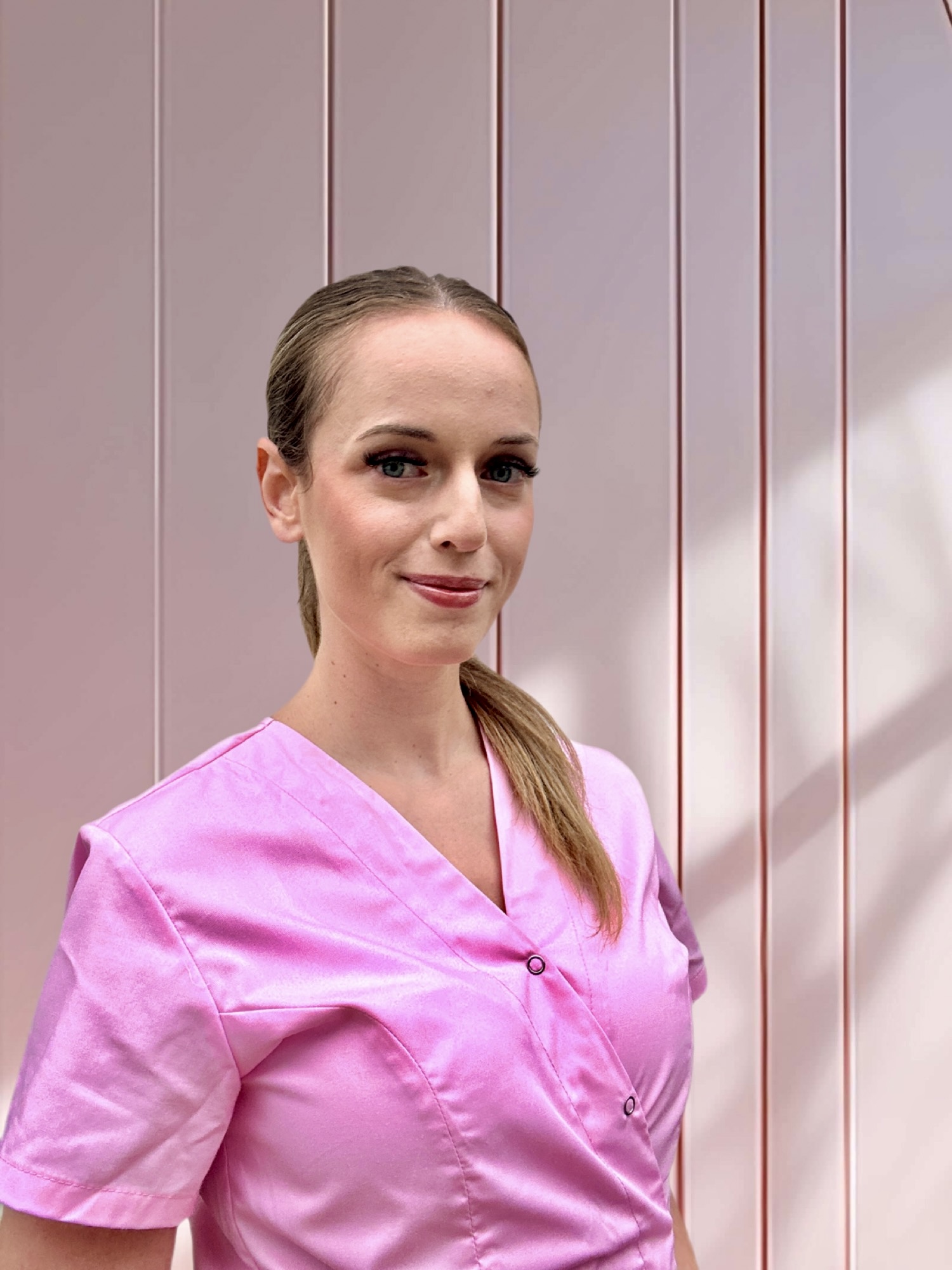Fojtyik Fanni Skeyndor testkezelő Beauty World Veszprém